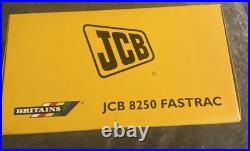 Britains Farm JCB 8250 Fastrac Tractor 132 Scale 42142