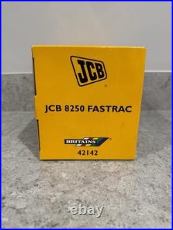Britains Farm JCB 8250 Fastrac/Tractor 132 Scale 42142 NewithMint