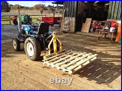 D700 Pallet Forks (700kg Capacity) 3 Point Linkage For Compact Tractors