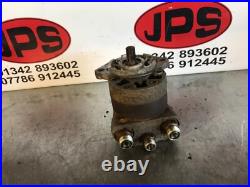 Danfoss 1000361 hydraulic cylinder reel motor X John Deere 3235C mower. £120+VAT