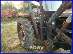 Ford 4000 Tractor with loader £3450