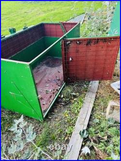 Green Metal Tractor-Mounted Storage Tool Box transport box