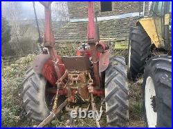 International 276 Tractor