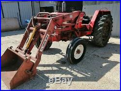 International tractor 474 2 Wheel Drive Quicke 2560 Loader