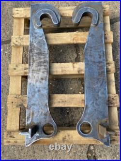 Jcb-volvo Industrial Weld On Brackets (pair)