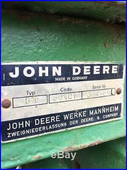 John Deere 3040