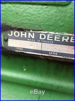 John Deere 3040
