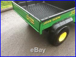 John Deere gator 4 x 2