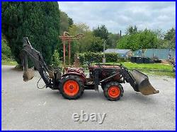 Kubota B7100D Compact Tractor With Excavator and front loader