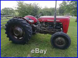 Massey Ferguson 35 (835) 4 cylinder vintage tractor good starter and runner