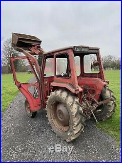 Massey ferguson 135 tractor classic ford agricultural vintage loader