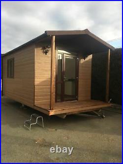 Mini log cabin / Shepherds hut / Garden room / Office / Glamping room