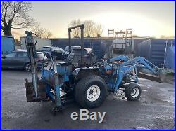 Mitsubishi MT300D Tractor With Loader Backhoe 4x4 Grass Tyrea