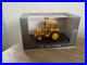 Universal_Hobbies_Massey_Ferguson_20B_Ind_Tractor_132_UH4078_NewithMint_01_jko
